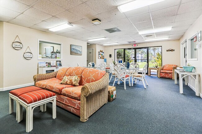 Building Photo - 4250 A1A S