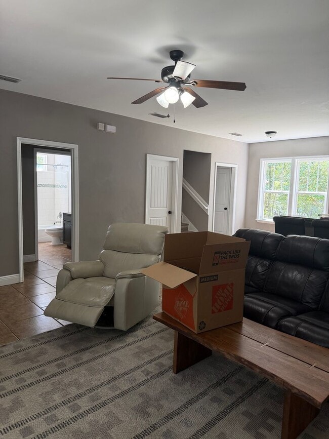 Foto del edificio - 4/4 HOUSE BY DOAK CAMPBELL STADIUM