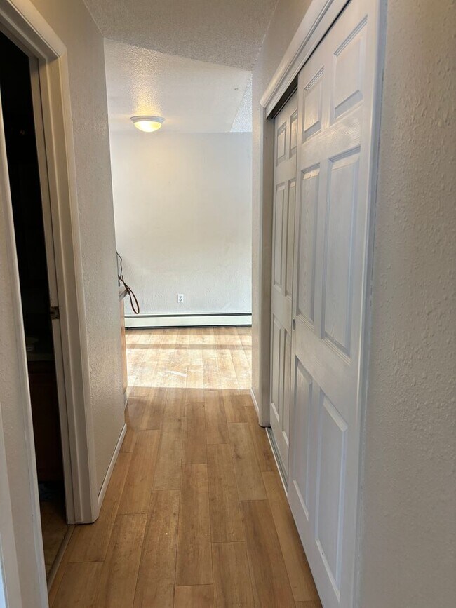 Building Photo - Lease Only-Fideler Rd 621-SB
