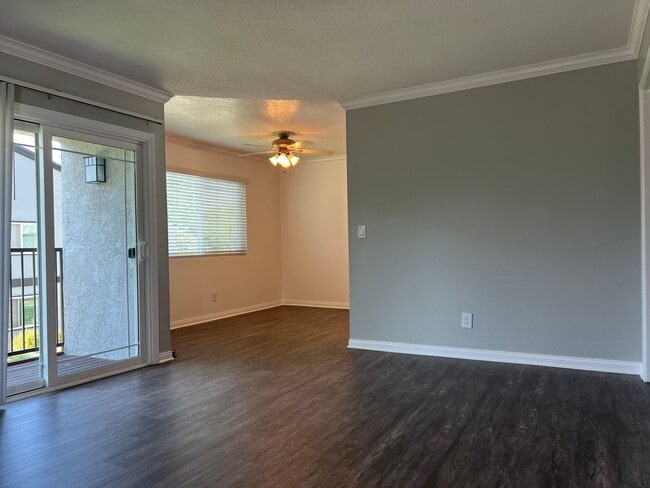 Interior Photo - Highland Pinetree Apartments