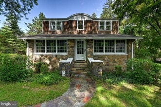 Building Photo - 353 Cherry Hill Rd