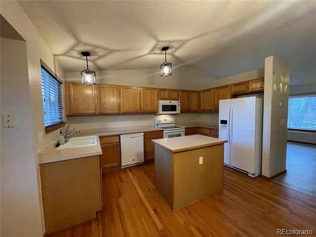 Foto del edificio - 10880 Acadia Pl