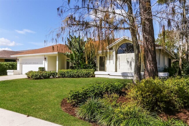 Building Photo - 14314 Flora Ln