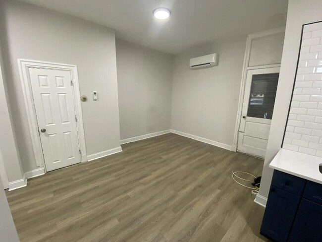 Foto del edificio - 1349 Ellsworth St
