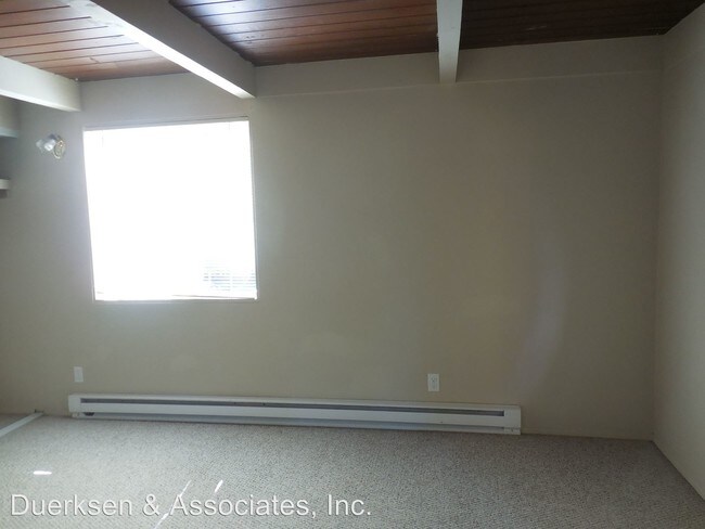 Foto del edificio - 1805-1823 NW Harrison Blvd