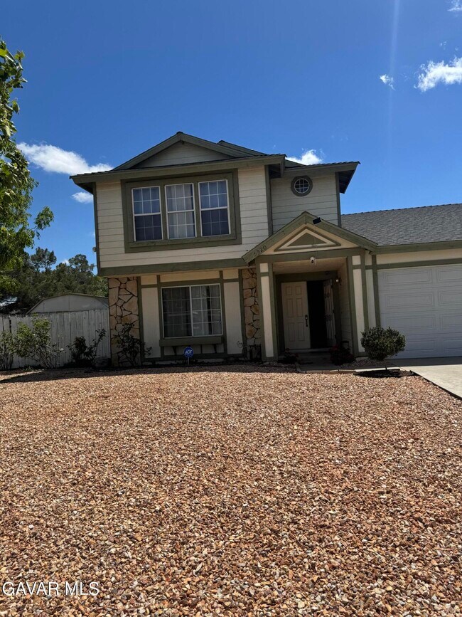 Foto del edificio - 5320 E Ave R 11