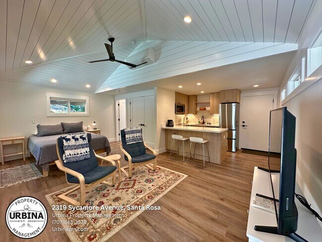 Building Photo - Stylish Studio Retreat in Santa Rosa with ...