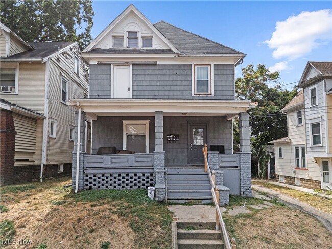 Building Photo - 1018 9th St NW