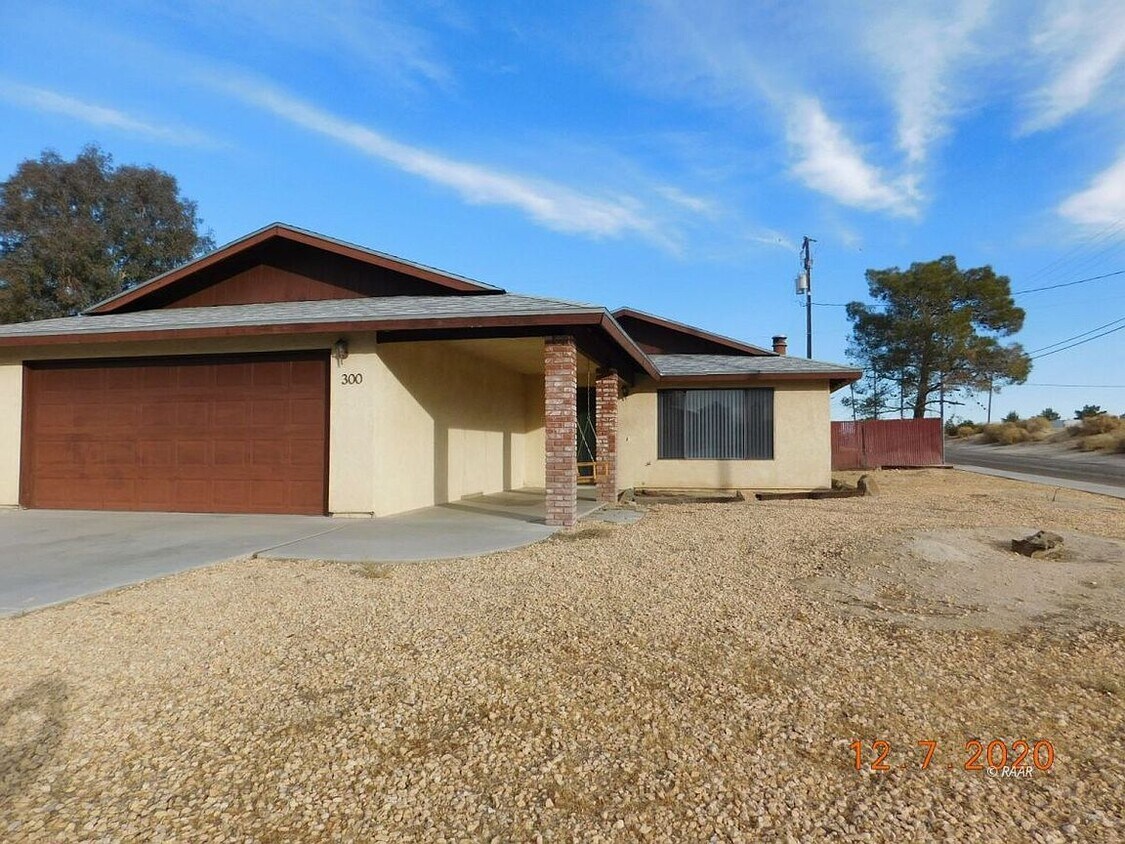 300 Mamie St, Ridgecrest, CA 93555 House Rental in Ridgecrest, CA