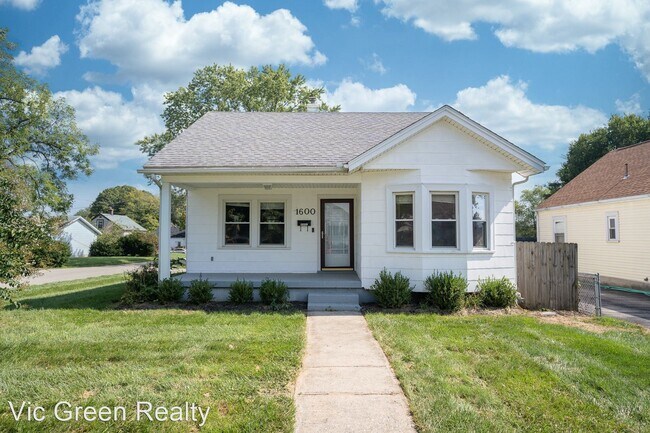 Building Photo - 3 br, 1 bath House - 1600 Norton Ave