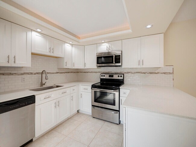 Foto del edificio - 2214 22nd Ln