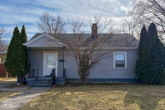 Building Photo - 217 E 39th St