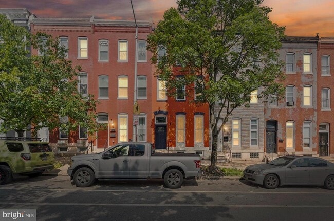 Building Photo - 1715 N Broadway