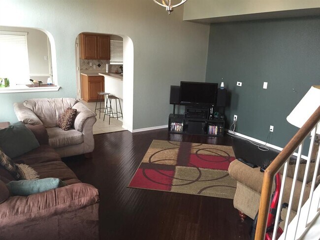Foto del edificio - 300 Sweet Leaf Ln