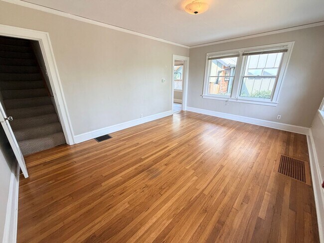 Foto del edificio - 2346 SE Pine St