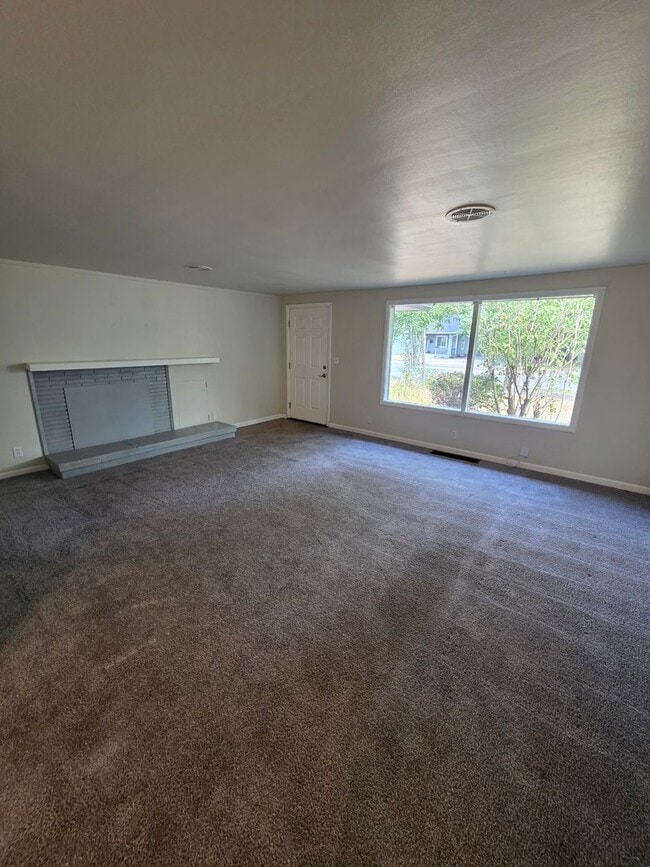 Photo - 1190 W 18th Ave & 1815 Tyler St. Apartment