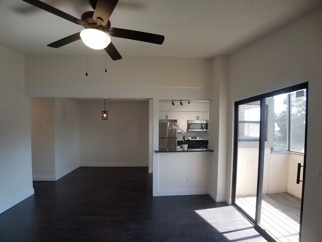 Foto del edificio - Fabulous Full Remodeled 1/1 Winter Park Co...
