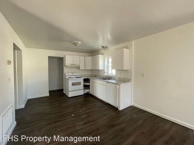 Foto del edificio - 3 br, 1 bath House - 1031 N Brown Ave