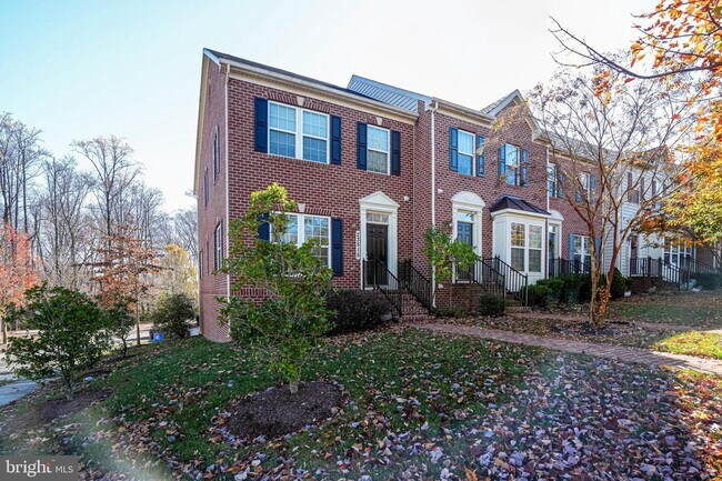 Building Photo - 23515 Forest Haven Way