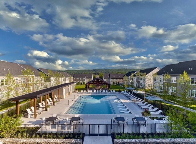 Building Photo - Summerhill