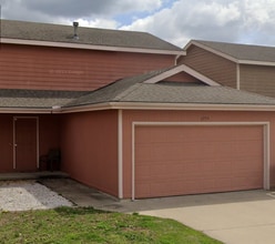 Building Photo - 2754 S Glenview Ave