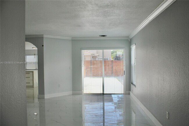 Building Photo - 8792 SW 213th Ln