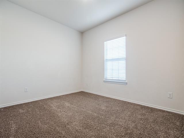 Building Photo - 3800 Chalk Hill Ave