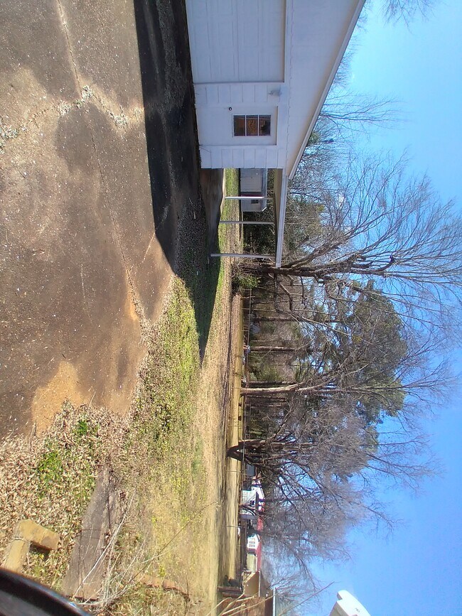 Foto del edificio - 7620 Holland Dr SW