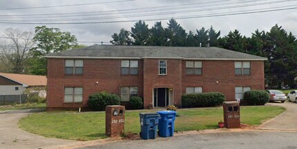 Building Photo - 252 Toby Springs Ln