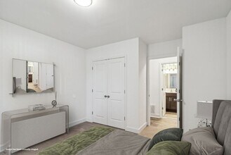 Building Photo - Rolling Park Apartments