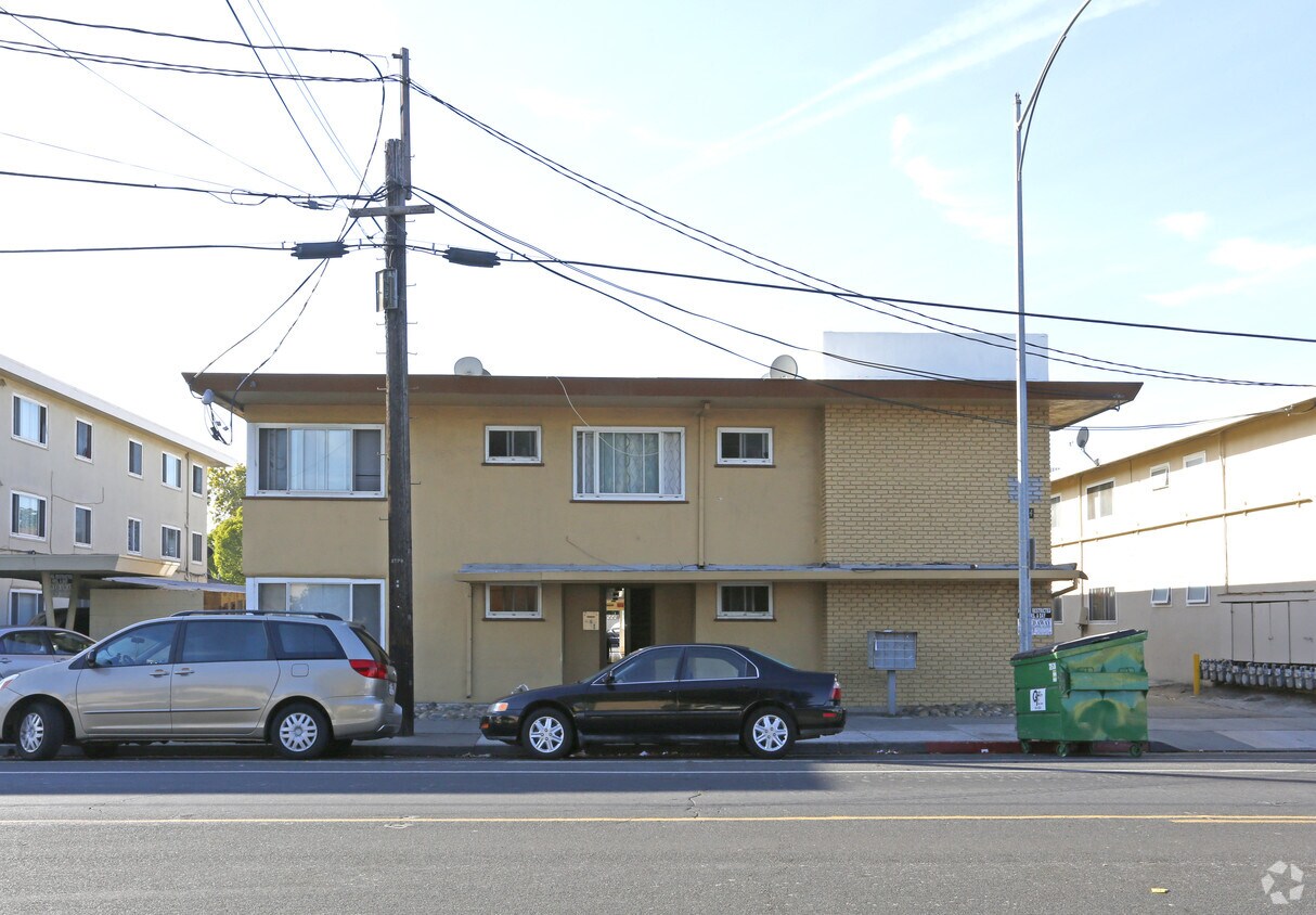 Foto del edificio - 134 Graham