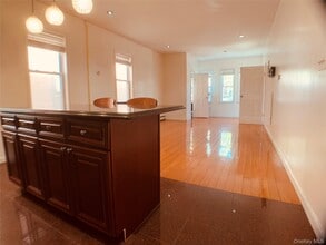 Building Photo - 23-28-28 28th St