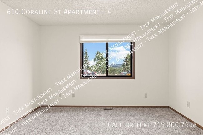 Foto del edificio - Peaceful and quiet one bedroom with new fi...