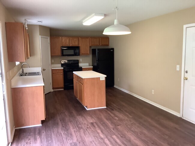 Building Photo - 5710 Waterpoint Dr