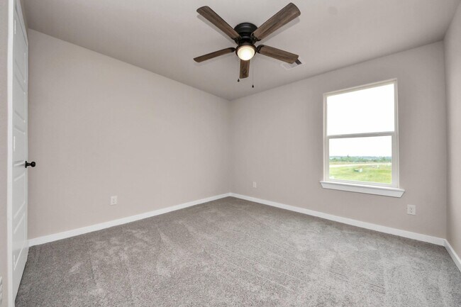 Building Photo - 11141 Rd 5503