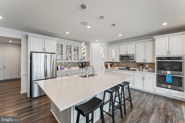 Building Photo - 7810 Bexley Ln
