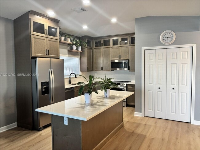 Building Photo - Southwest 136th Place, Miami, FL 33186 - 3 BR 2.5 BA single-family home