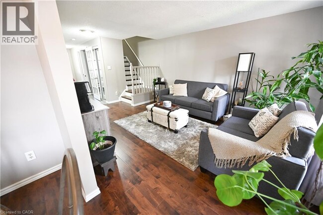 Building Photo - 59 Edgemere Dr