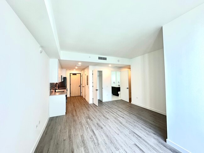 Photo - 1900 NW 1st Pl Apartment