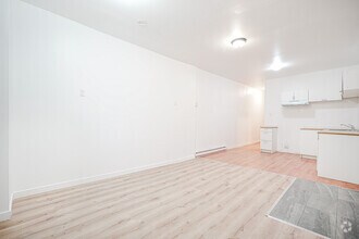 Houses for Rent Near Université du Québec à Montréal Campus Central