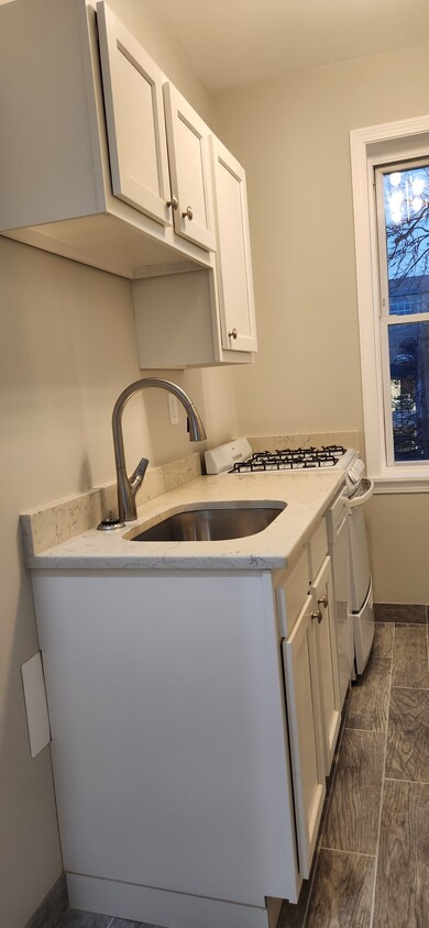 Primary Photo - 18 Medfield St