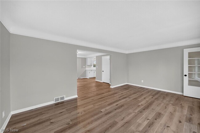 Foto del edificio - 1597 E 230th St