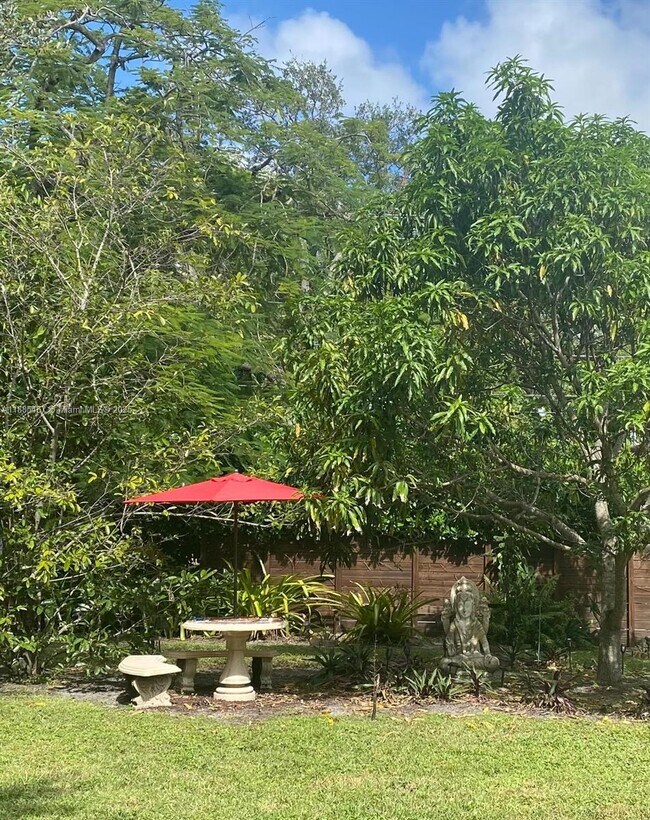 Foto del edificio - 1760 NE 144th St