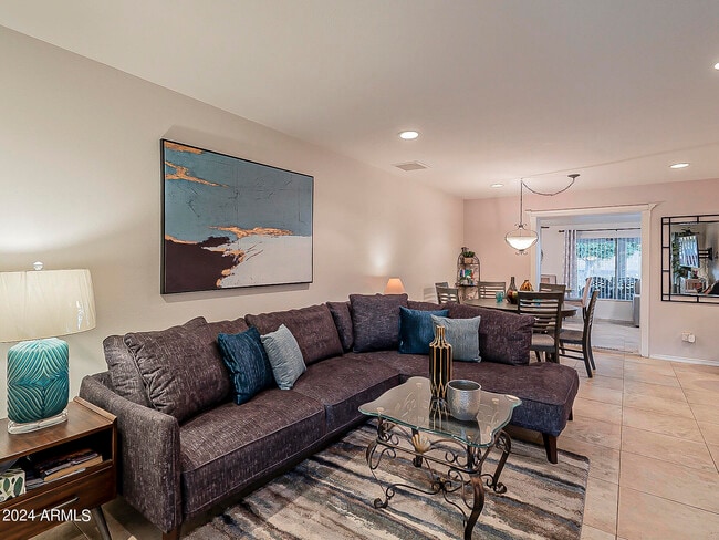 Building Photo - 8209 N 6th St