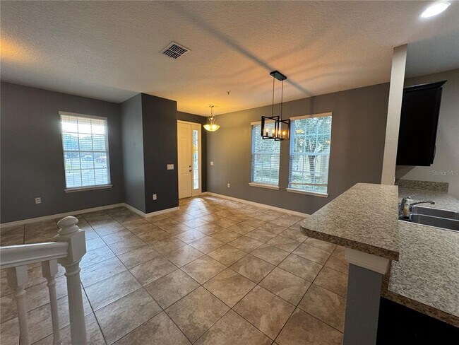 Foto del edificio - 10229 Lake District Ln