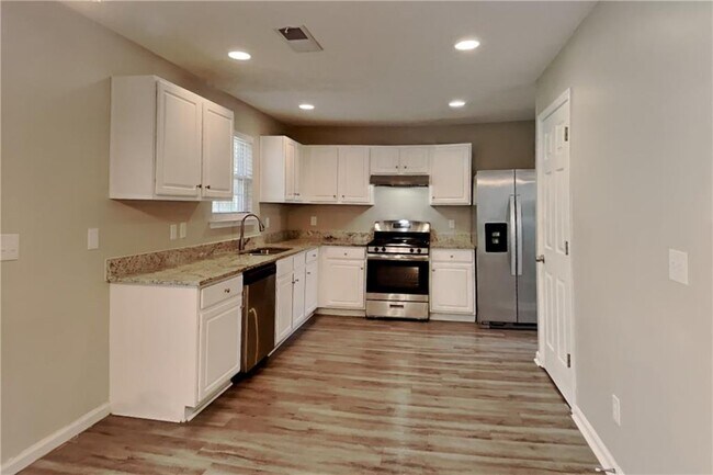 Foto del edificio - 573 Grandview Cir