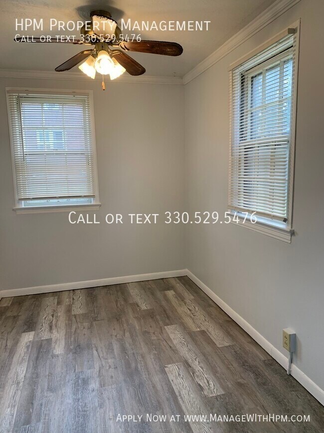 Foto del edificio - Two Bedroom Brick Duplex for Rent