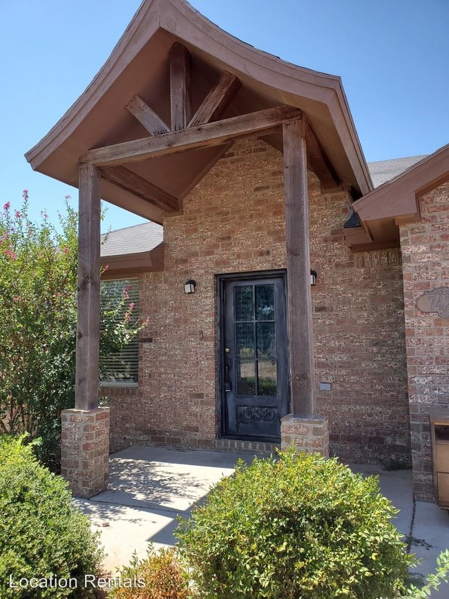 Building Photo - 3 br, 2 bath House - 7420 Ivory Avenue