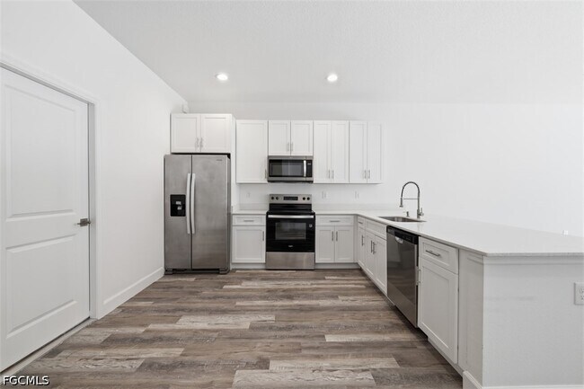 Foto del edificio - 10045 Amicola St