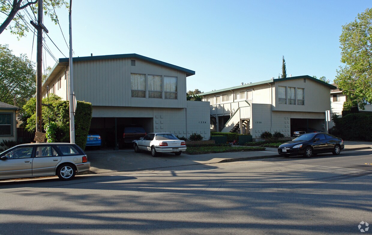 Building Photo - 1220-1226 2nd Ave